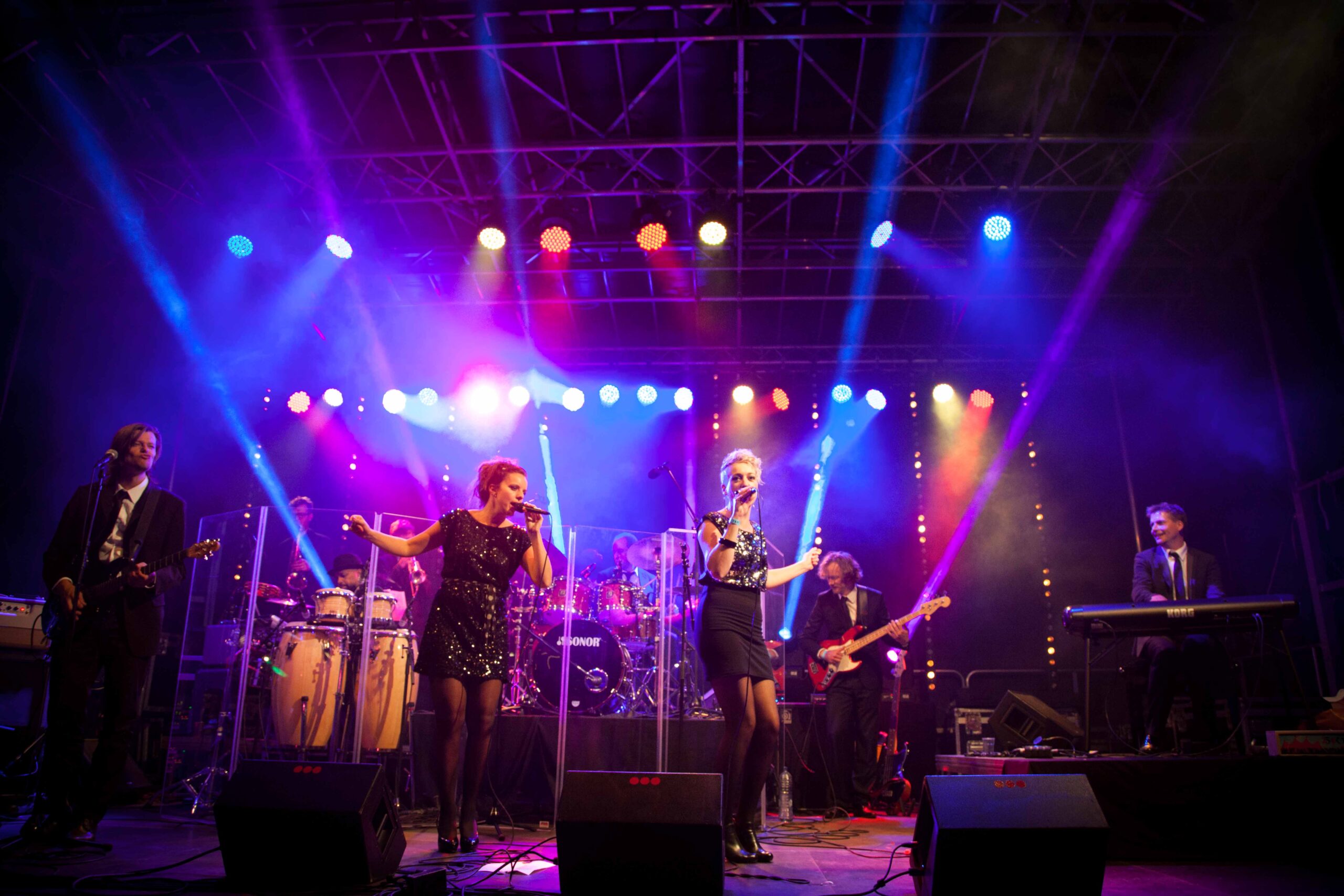 Casino Royale live optreden